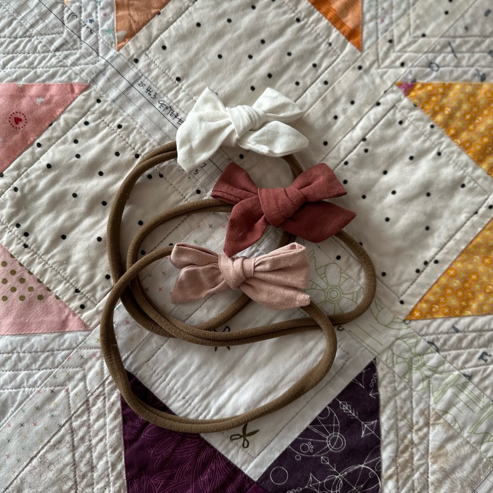 Jamie Kay Bow Headband Set in White, Mauve, Dusty Rose